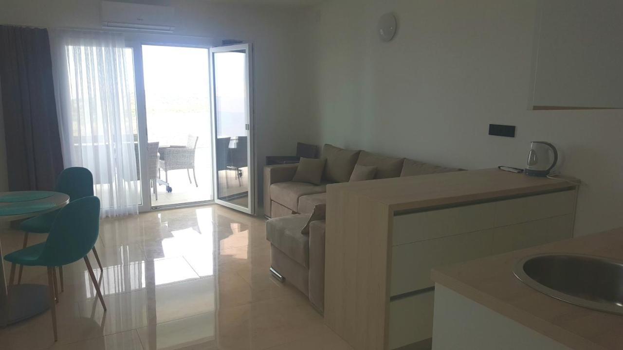 Mayana Appartement Cesarica Buitenkant foto
