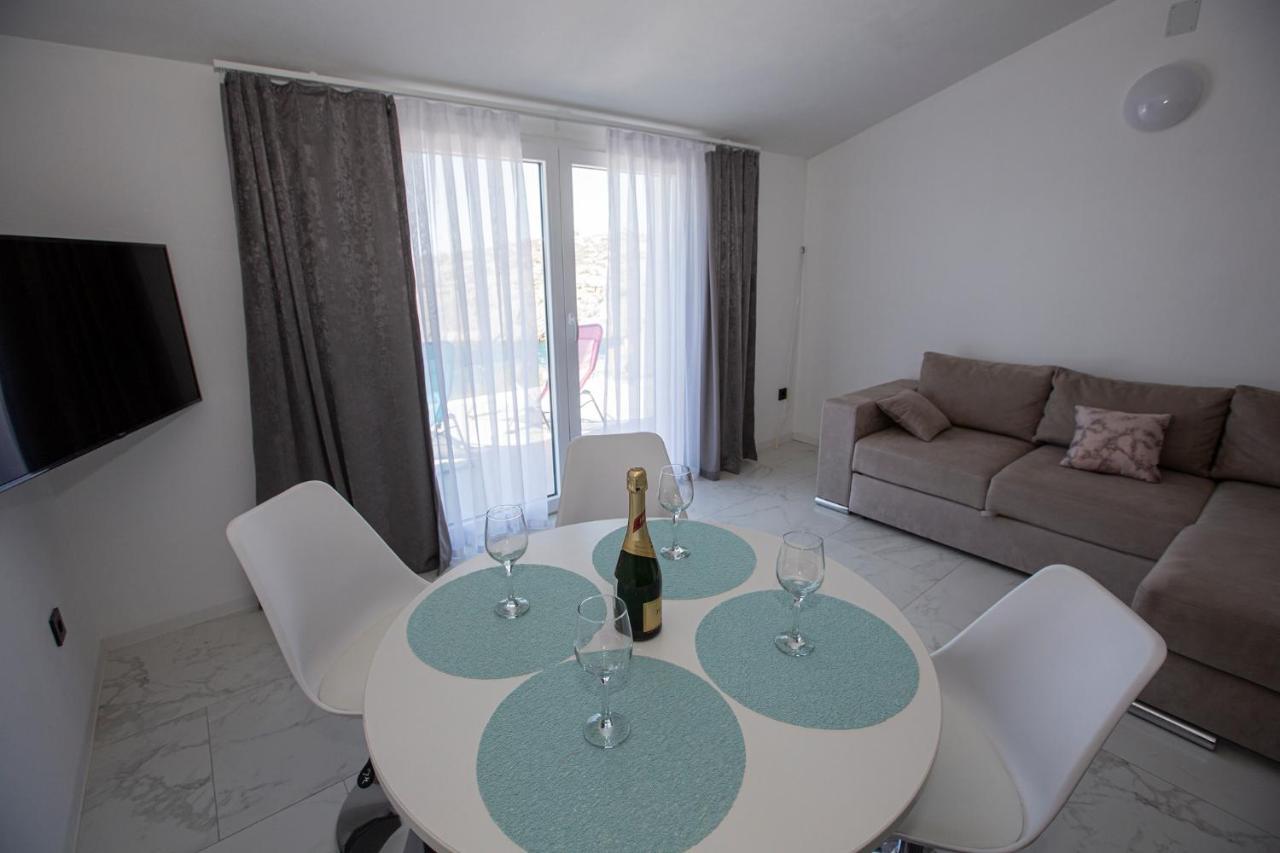 Mayana Appartement Cesarica Buitenkant foto