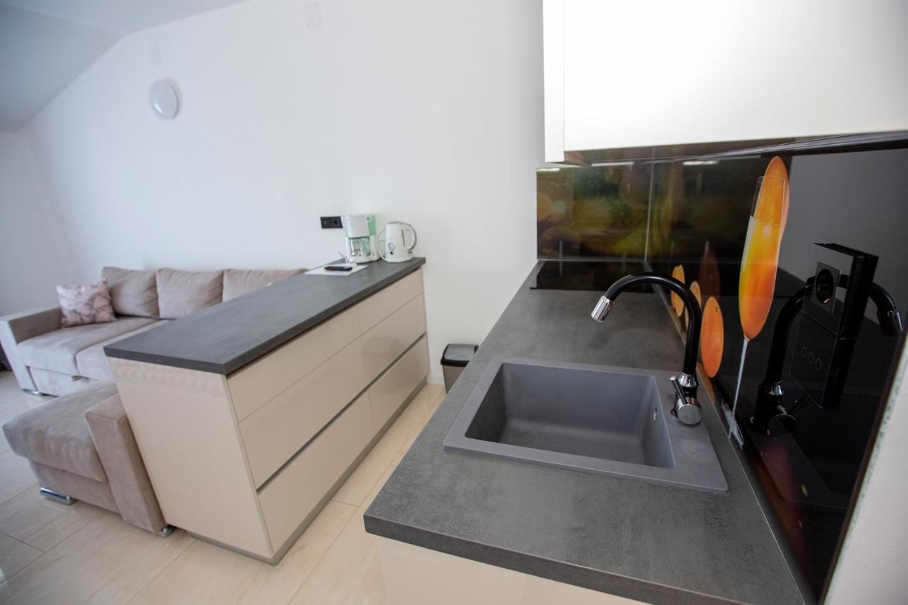Mayana Appartement Cesarica Buitenkant foto