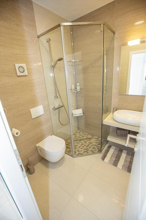 Mayana Appartement Cesarica Buitenkant foto