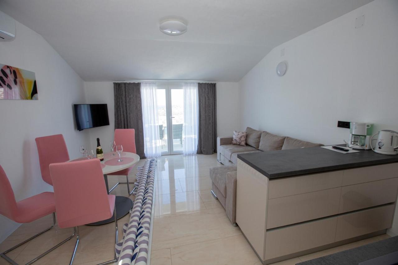 Mayana Appartement Cesarica Buitenkant foto