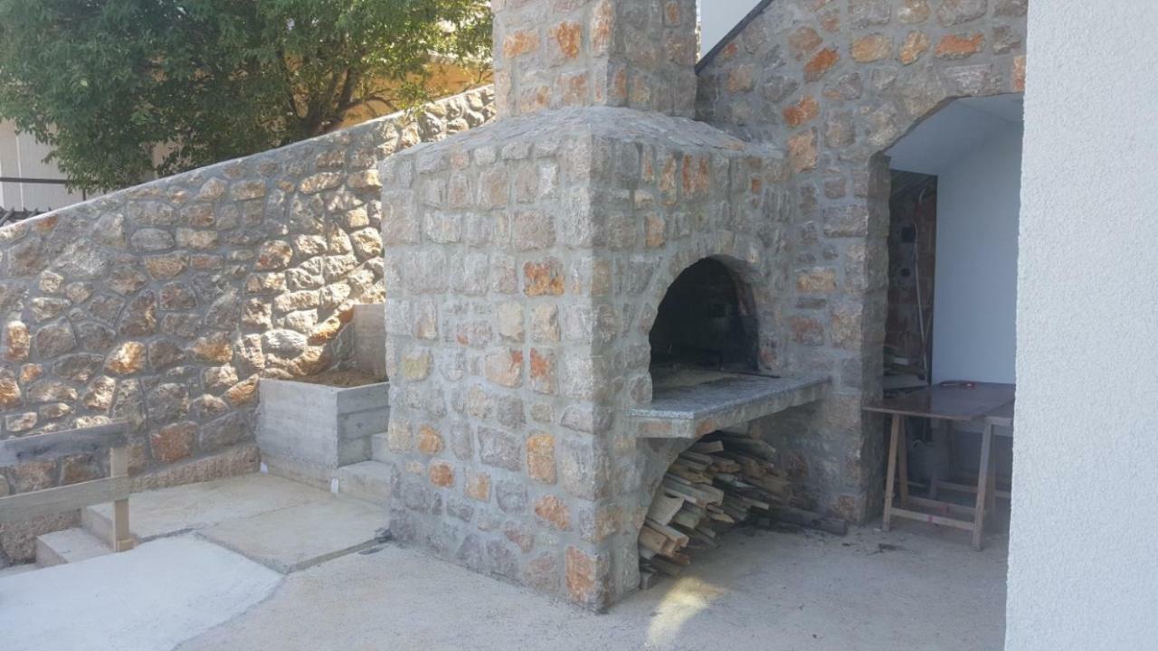 Mayana Appartement Cesarica Buitenkant foto